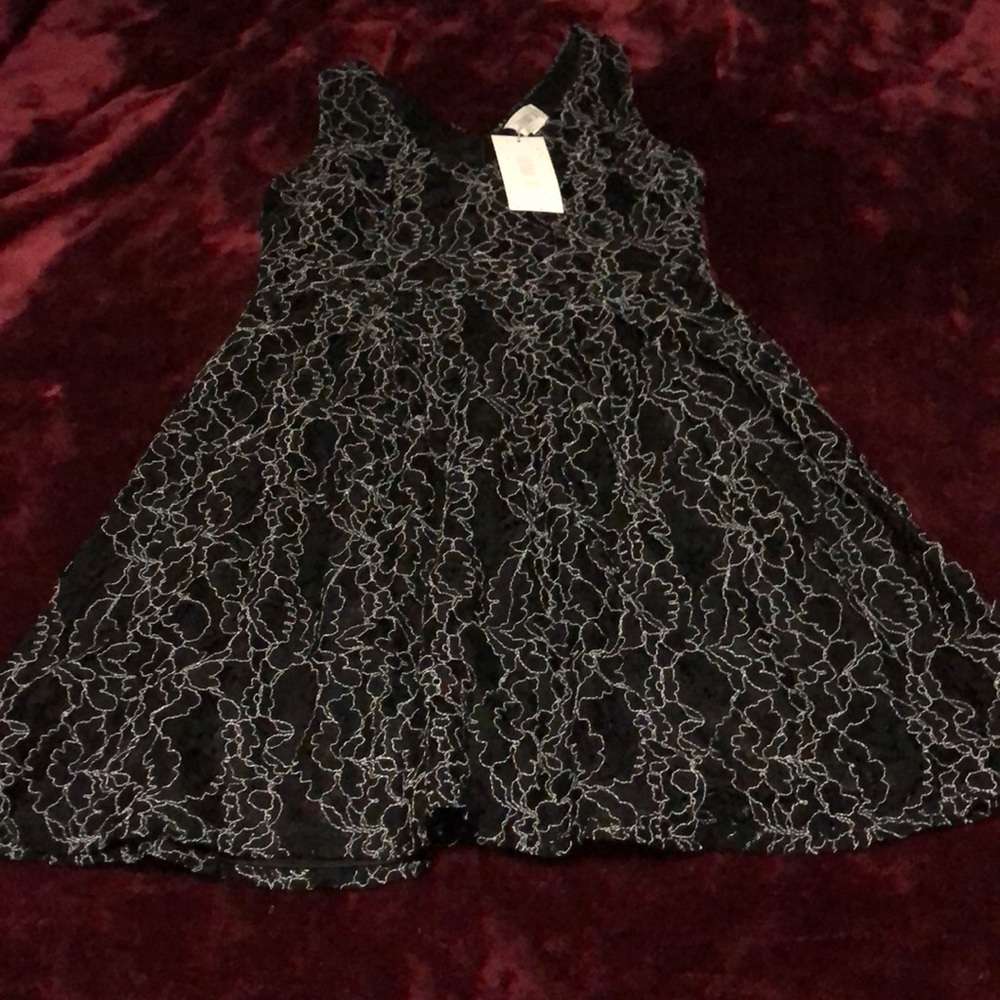 Sienna Sky dress NWT M